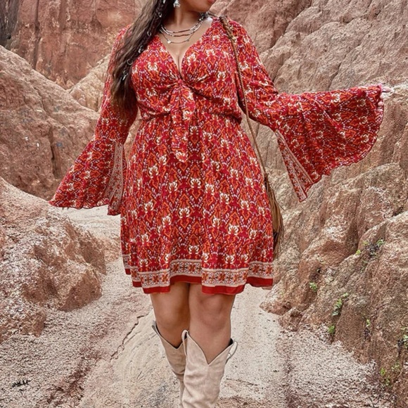 Boho flounce sleeve tie front dress - Picture 2 of 5